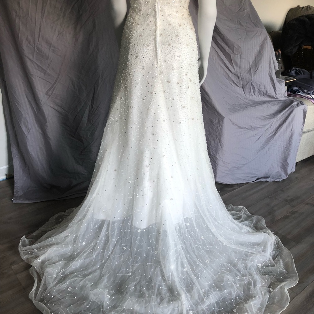 Beaded Ivory Wedding Gown | Size 6